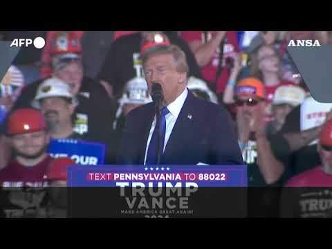 Usa, Trump: “Kamala Harris fai schifo come vicepresidente”