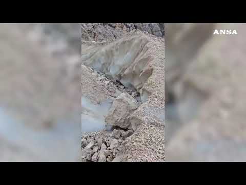 Frana detritica fa rispuntare ghiacciaio “dimenticato” del Pelmo