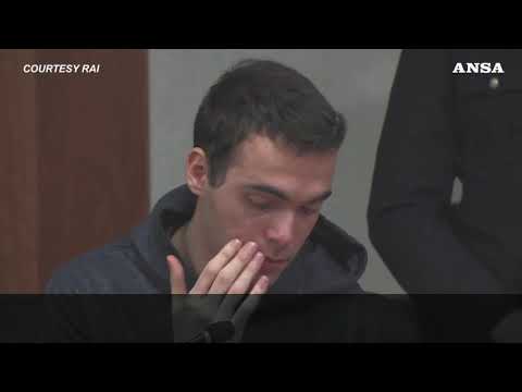 Turetta piange in aula: “Incolpavo Giulia di non poter portare avanti la mia vita”