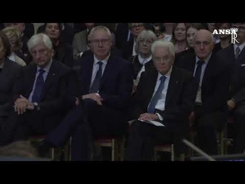 Il Friuli dona un clavicembalo francese al presidente Mattarella