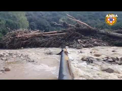 Maltempo Sardegna, il Soccorso alpino cerca il 41enne disperso