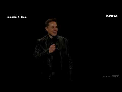 Elon Musk presenta la prima Tesla senza autista, il Robotaxi