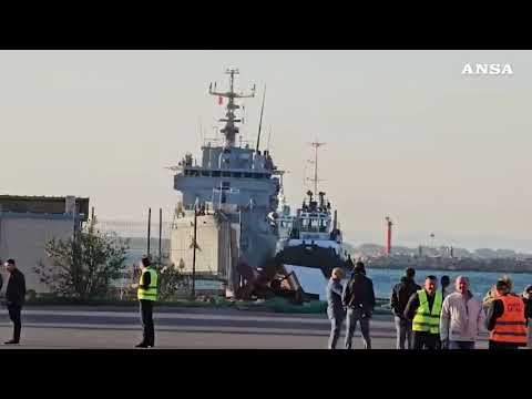 Arrivata in Albania la nave della Marina con 16 migranti