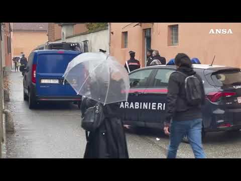 Uccide la moglie in casa nell’Alessandrino e chiama il 112