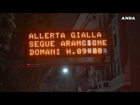 Maltempo in Liguria, allerta arancione e scuole chiuse