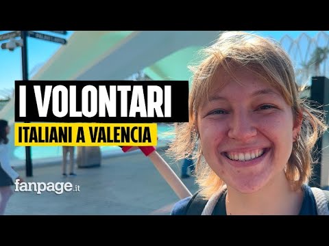 Alluvione Valencia, gli studenti italiani in Erasmus che spalano il fango: “Aiutare era il minimo”