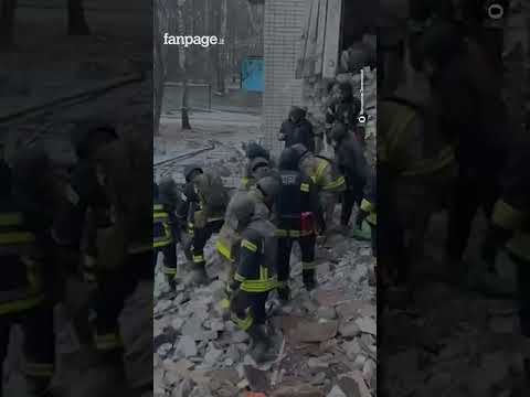 Attacco russo in Ucraina, colpita una scuola: morto anche un bambino