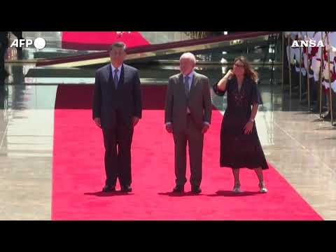 Brasilia, Lula riceve Xi Jinping