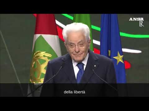 Mattarella all’Anci: “I Comuni simbolo dell’unita’ del Paese”