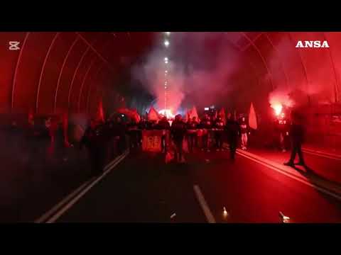 Sciopero generale, oltre cinquemila in corteo a Genova