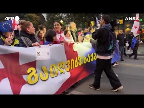 Georgia, protesta per denunciare i risultati delle elezioni