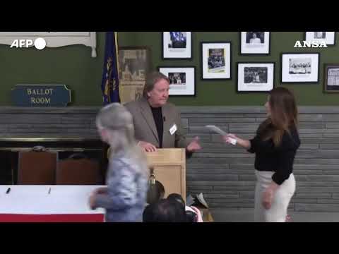 Usa2024,  Harris e Trump pari in villaggio New Hampshire