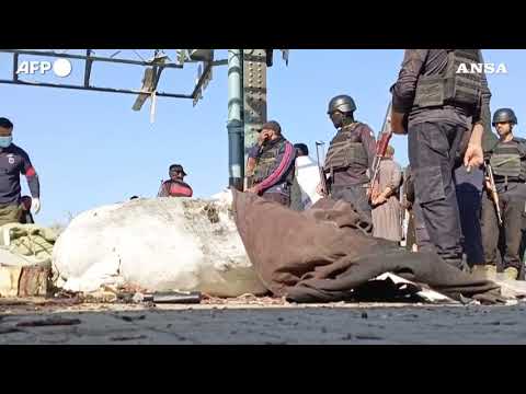 Pakistan, bomba alla stazione di Quetta: almeno 25 i morti