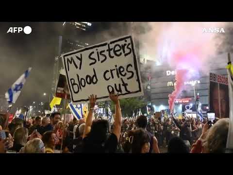 Tel Aviv, la manifestazione del sabato per gli ostaggi