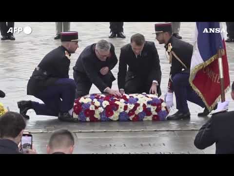 Parigi, Macron e Starmer commemorano il 106esimo anniversario dell’Armistizio