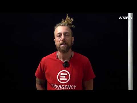 Nave di Emergency soccorre 49 migranti in acque sar maltesi