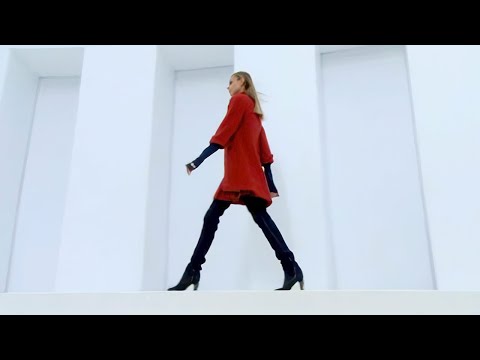 Chanel | Haute Couture Fall Winter 2006/2007 | Paris Fashion Week