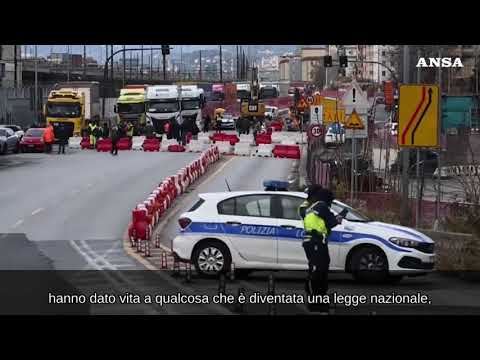 Operaio muore schiacciato a Genova, sciopero di 24 ore dei portuali