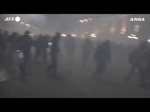 Georgia nel caos, proseguono le proteste a Tbilisi