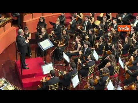 Muti al pubblico al Concerto in Senato: Stutatelo sto telefono, pensavo di avere suono in…
