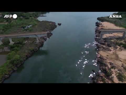 Crolla un ponte in Brasile, bilancio provvisorio di una vittima