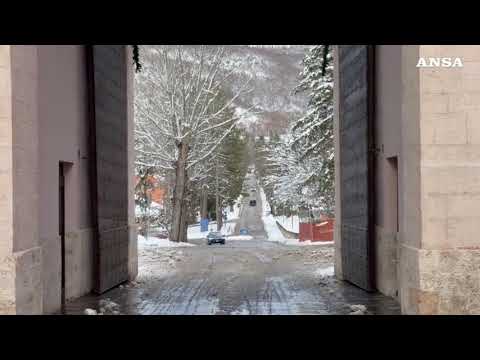 Neve sui Sibillini, Natale sotto una coltre bianca di 20 cm a Norcia