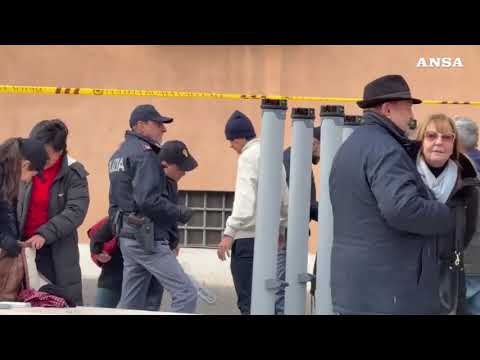 Giubileo, lunghe code per i controlli di sicurezza in Vaticano