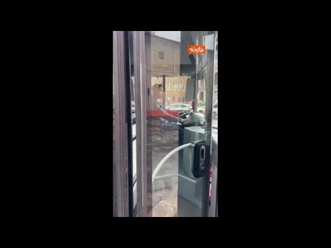 Buone Feste da Roma, il video social con gli Auguri pubblicato dal Sindaco Gualtieri