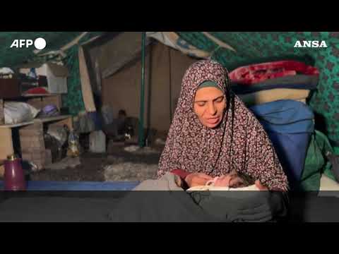 Nelle tende a Gaza City, dove anche il freddo fa paura