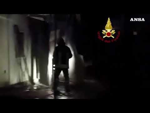 Roma, chiuse 2 stazioni metro per fumo: intossicato un 16enne