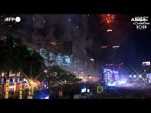 Capodanno, Bangkok saluta l’arrivo del 2025