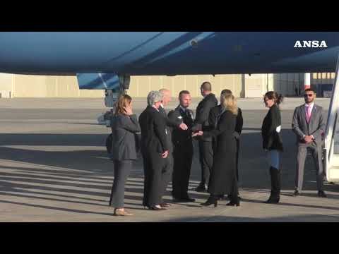 Jill Biden e’ atterrata a Sigonella, visita alla base e poi a Messina