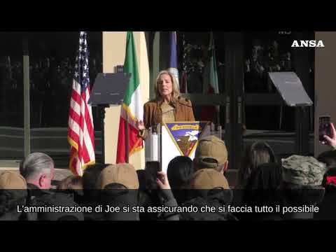 Jill Biden a Sigonella: “Meraviglioso questo giorno con voi”