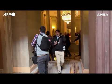 Musk a Capitol Hill con il figlio per discutere la deregulation