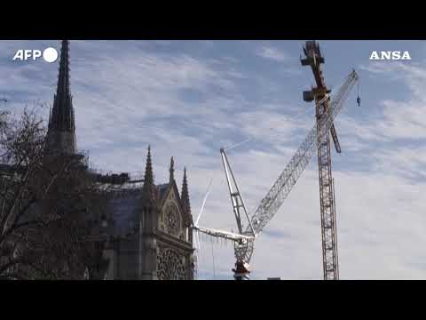 Parigi, ultimi preparativi alla vigilia della riapertura di Notre-Dame