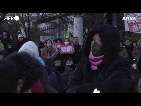 Seul, almeno 150mila persone alla manifestazione contro il presidente Yoon