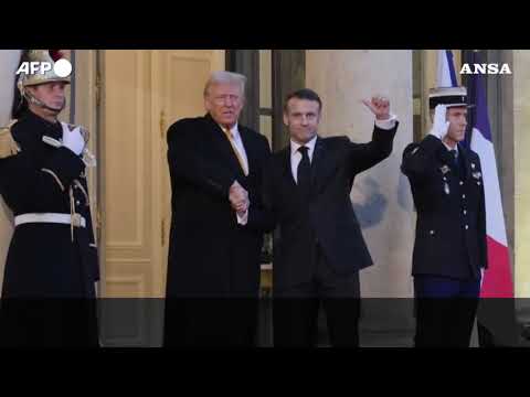Trump  all’Eliseo accolto da Macron