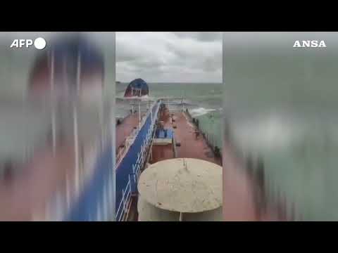 Tempesta nel mar Nero, naufragio per due petroliere russe