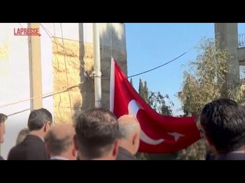 La Turchia riapre il consolato ad Aleppo dopo 12 anni