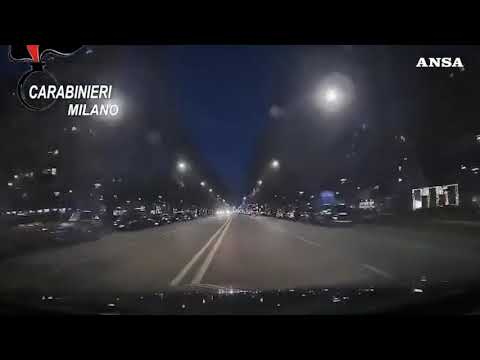 Milano, ruba un furgone e fugge: bloccato dai carabinieri