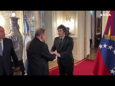 Argentina, Milei riceve Gonzalez Urrutia alla Casa Rosada