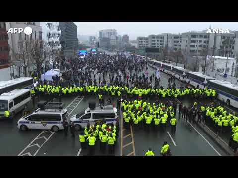 Corea del Sud, Seul ancora divisa nelle manifestazioni pro e contro Yoon