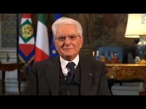 Dieci anni di Mattarella al Quirinale: i momenti più iconici