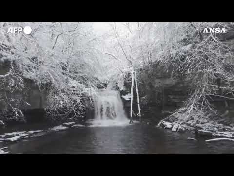 Maltempo in Gran Bretagna, allerta meteo per neve e ghiaccio