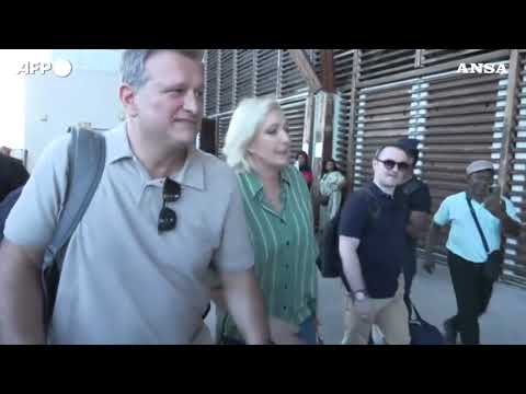 Marine Le Pen in visita a Mayotte