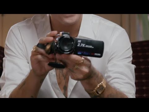 #DamianoDavid: quali video sta girando con la sua piccola videocamera?