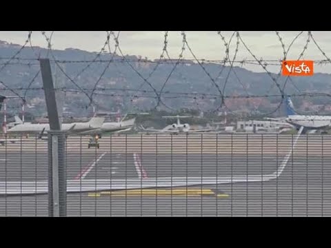 L’aereo su cui viaggia Cecilia Sala atterra in Italia