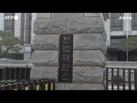 Corea del Sud, al via il processo di impeachment di Yoon