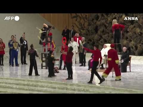 Nuovo appello del Papa: “Basta sfruttamento minorile”