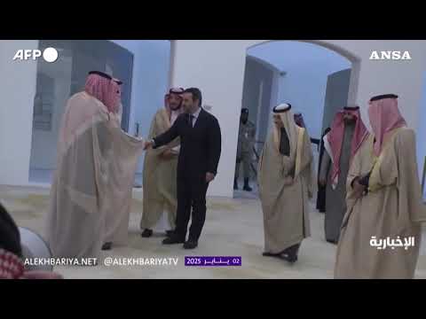 Riad, il ministro degli Esteri saudita riceve la delegazione siriana